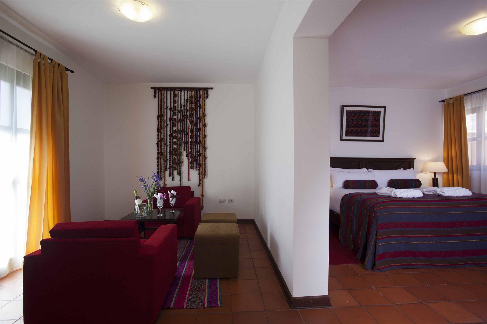 Hotel San Agustin Urubamba Exterior photo